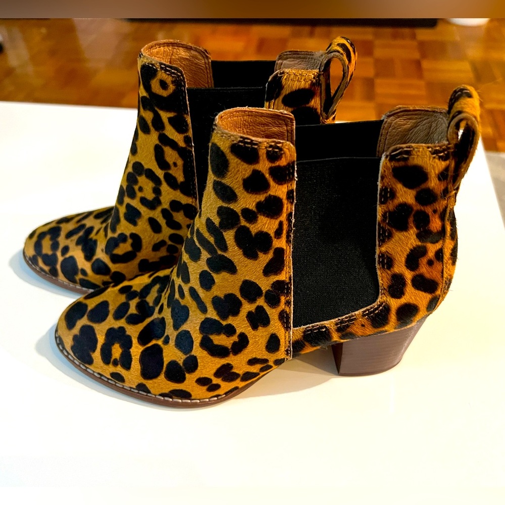 Madewell leopard print calf hair boots size 6.5